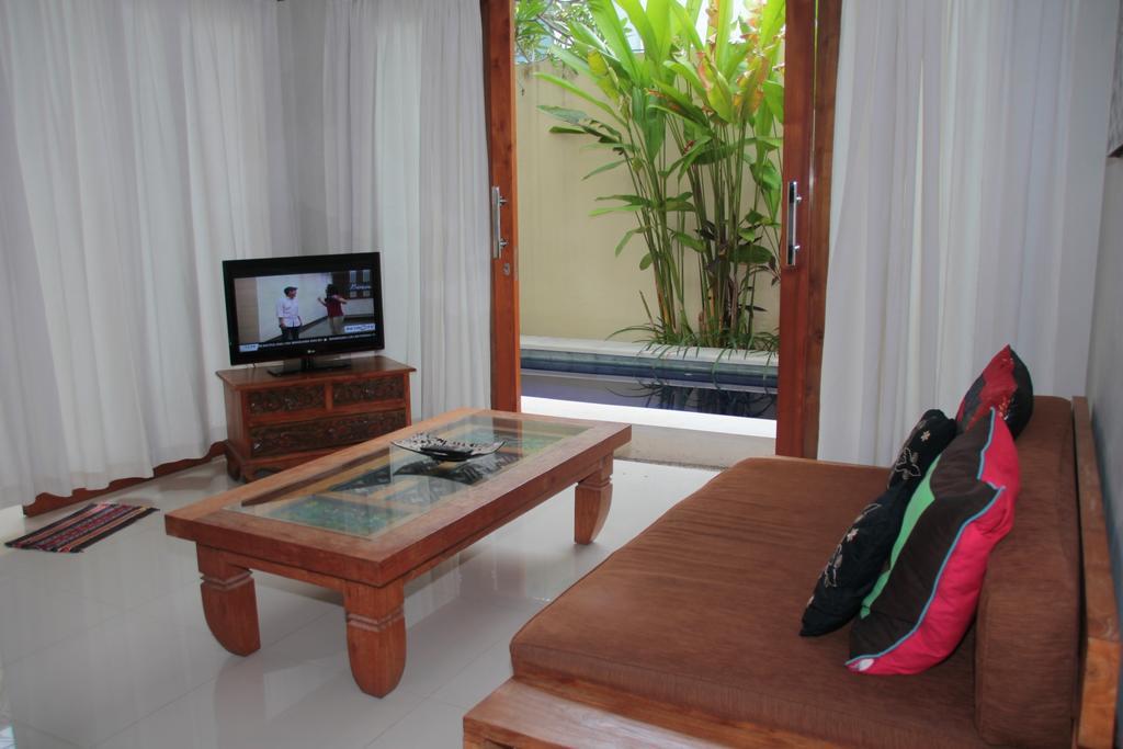 Villa Anyelir Seminyak Pokój zdjęcie