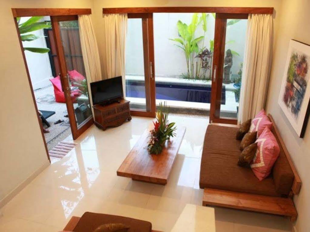 Villa Anyelir Seminyak Zewnętrze zdjęcie
