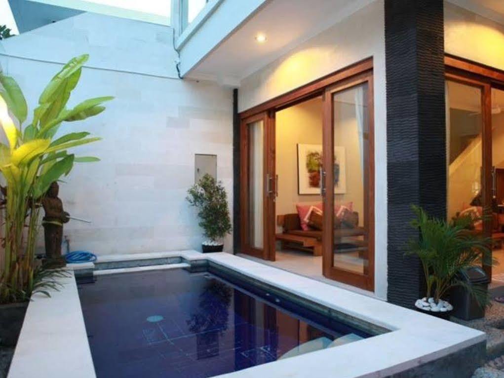 Villa Anyelir Seminyak Zewnętrze zdjęcie